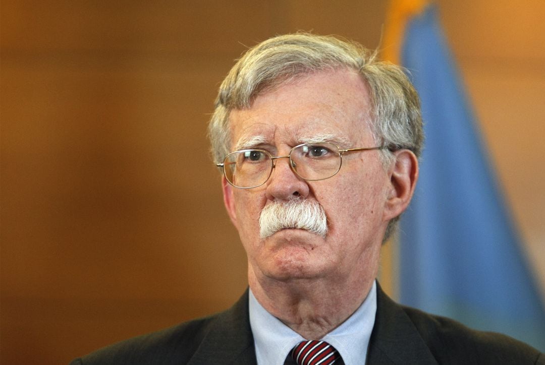 John Bolton, durante una conferencia de prensa