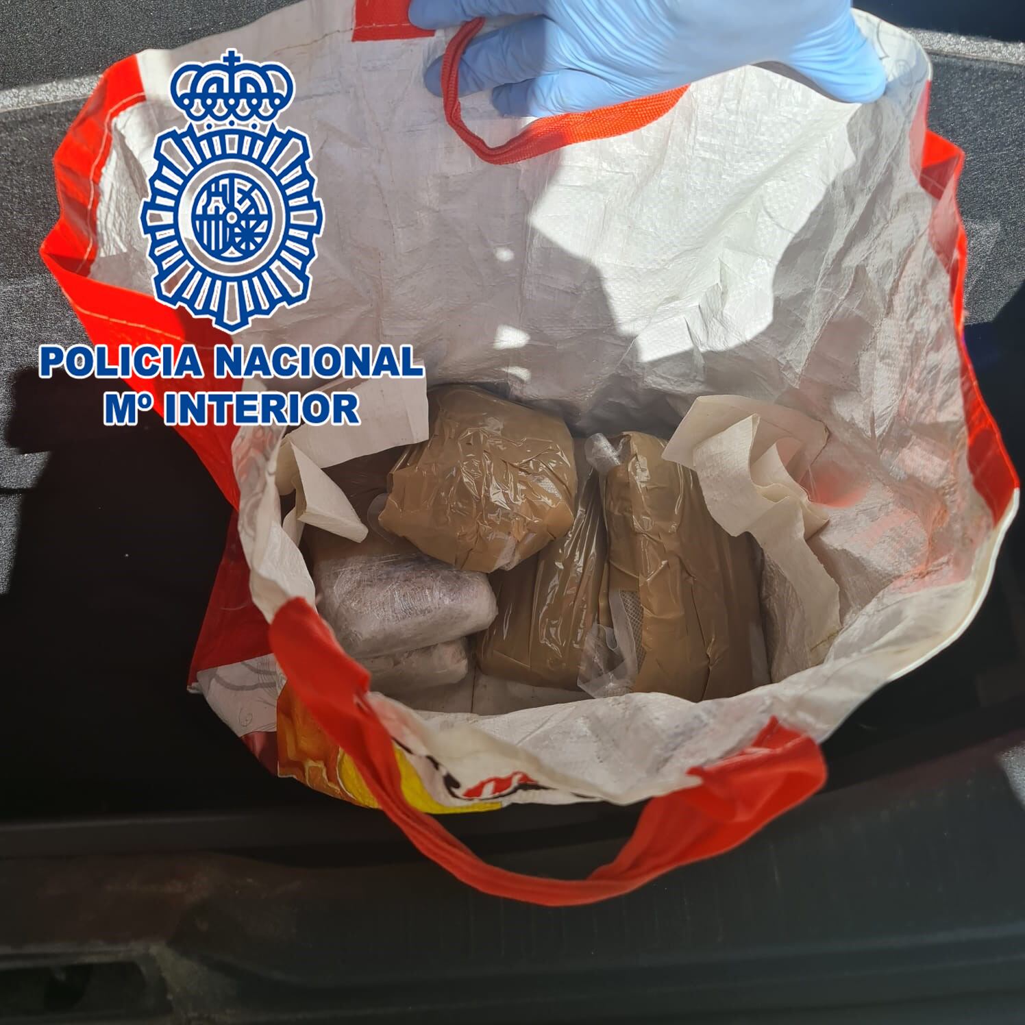 Imagen del material recogido por la Policía Nacional (cedida)