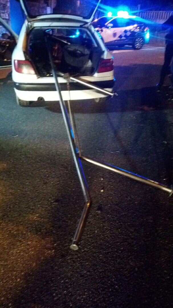 Dos detenidos por intento de hurto de una barandilla en Vigo