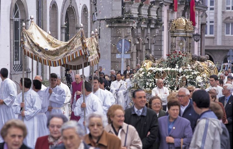 Ofrenda al Santísimo Sacramento en la ciudad de Lugo