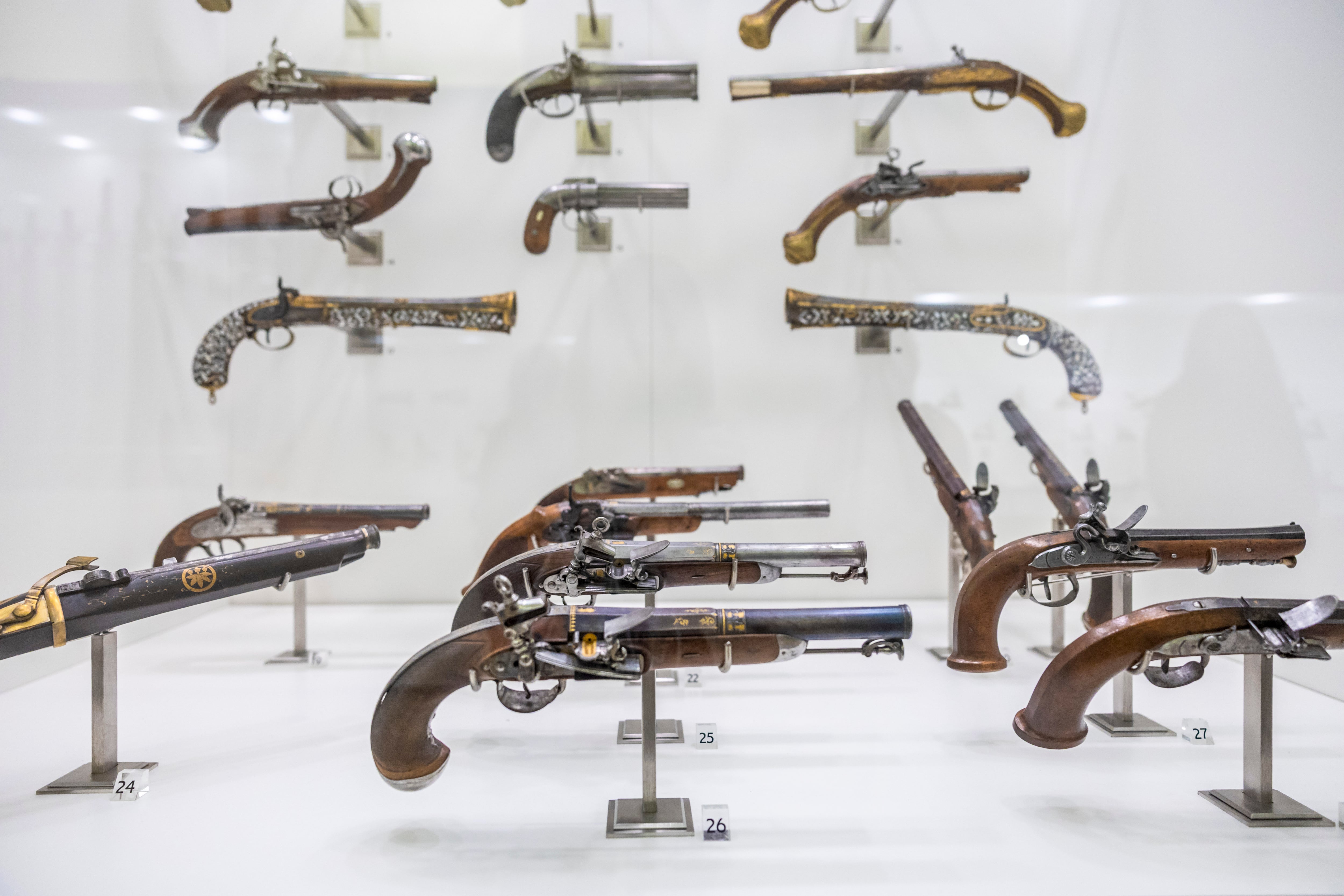 TOLEDO, 24/03/2025.- El Museo del Ejército reabre su exposición permanente, tras el cierre en junio de 2022 de la misma por un incendio en el sistema eléctrico. EFE/Ángeles Visdómine