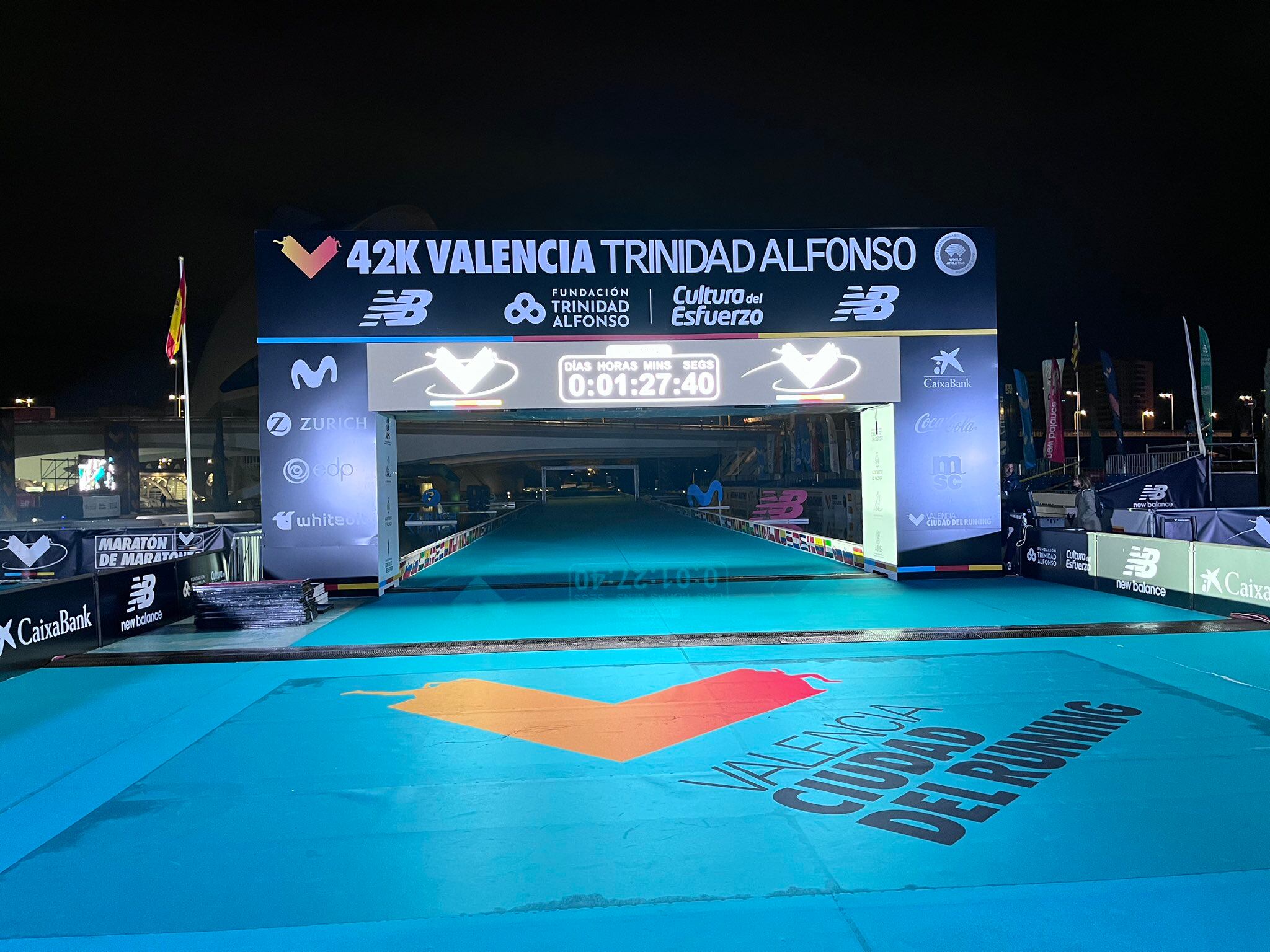 Salida de la Maratón València Trinidad Alfonso 2022 una hora y media antes de su comienzo.