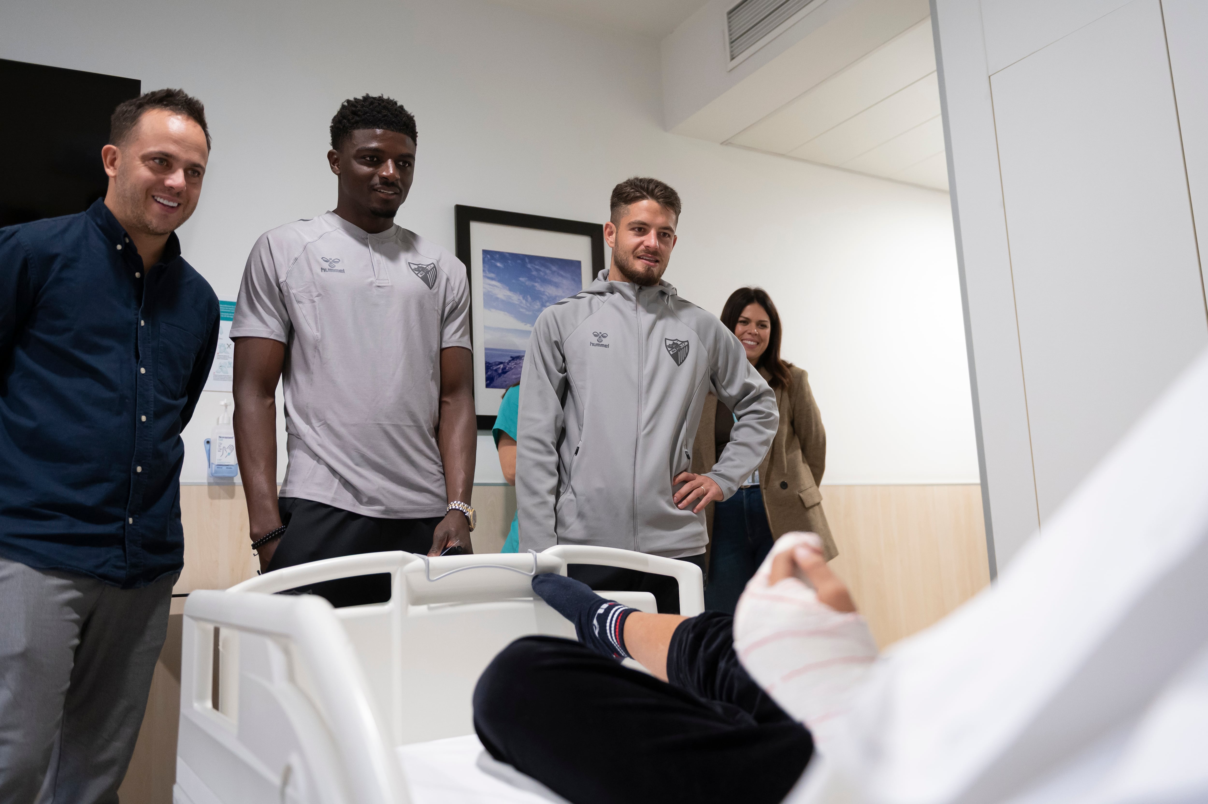 Moussa y Lorenzo, en el Hospital Quirónsalud Málaga