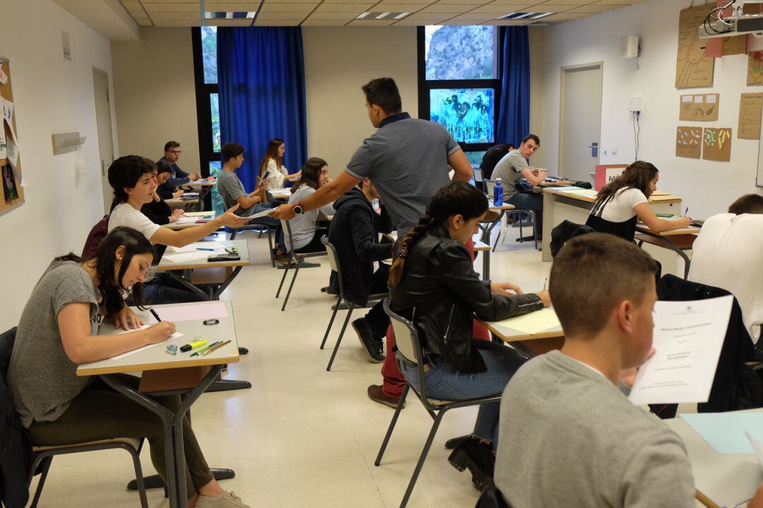 Proves oficials de batxillerat dels alumnes de l'Escola Andorrana.