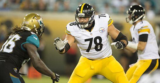 El jugador español de los Steelers Alejandro Villanueva.