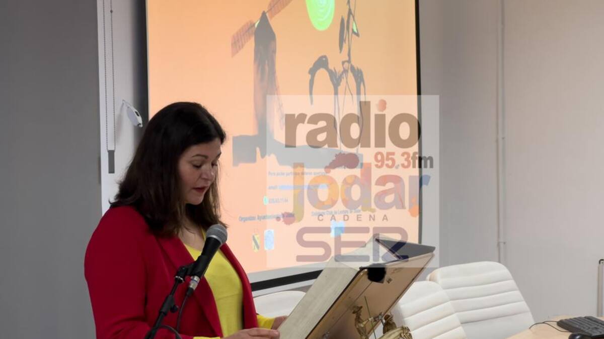 El Ayuntamiento de Jódar anticipa la celebración del Día del Libro con la lectura del Quijote y la presentación del último libro de Ana Moreno