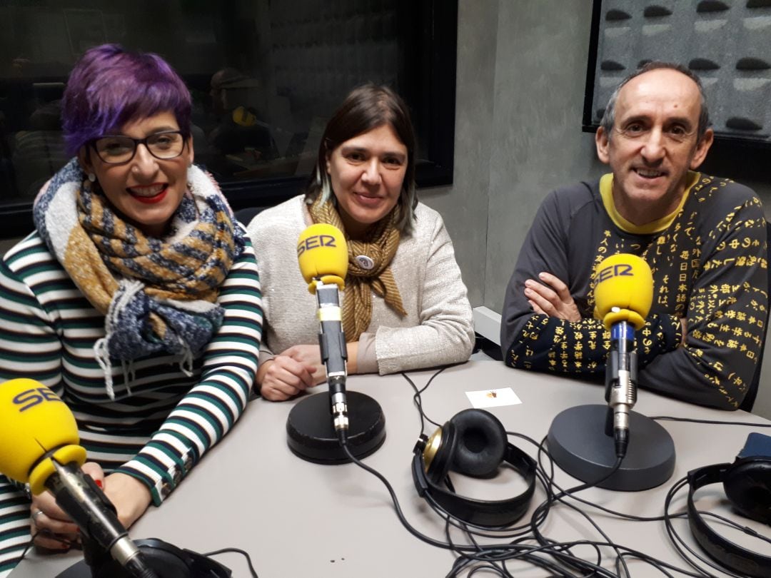 De izquierda a derecha: Sonia Archeli, Ainhoa Elizondo y Pedro Pérez