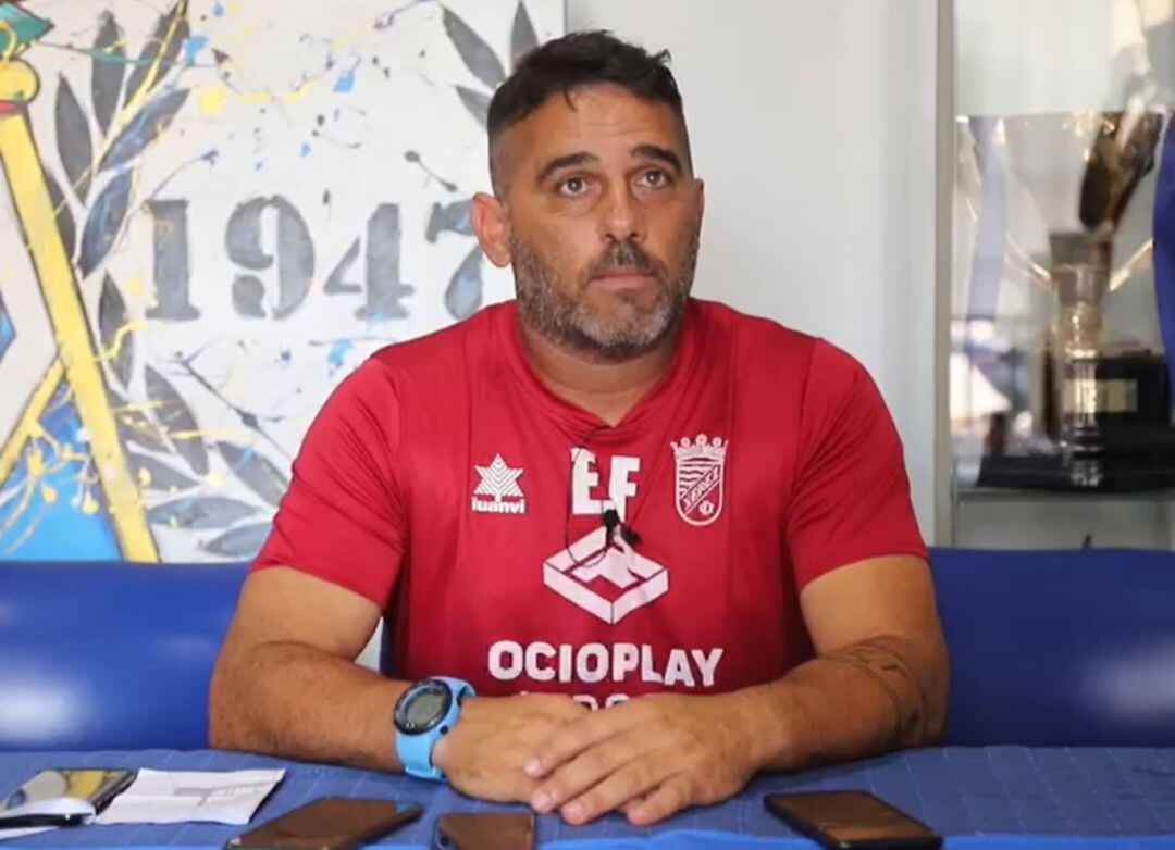 Emilio Fajardo durante la rueda de prensa