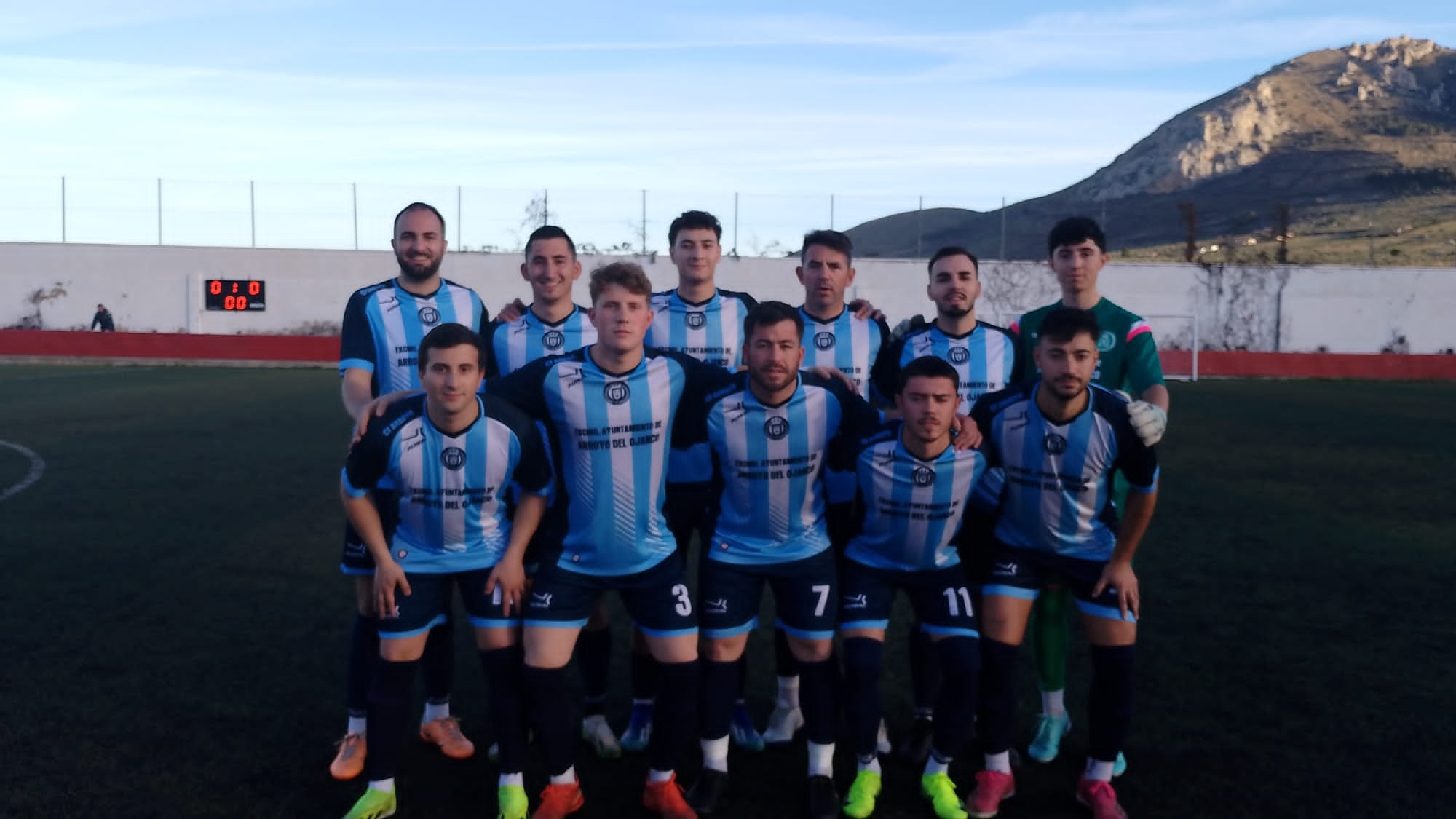 Equipo titular del C.D. Arroyo del Ojanco C.F. ante el Jódar C.F.