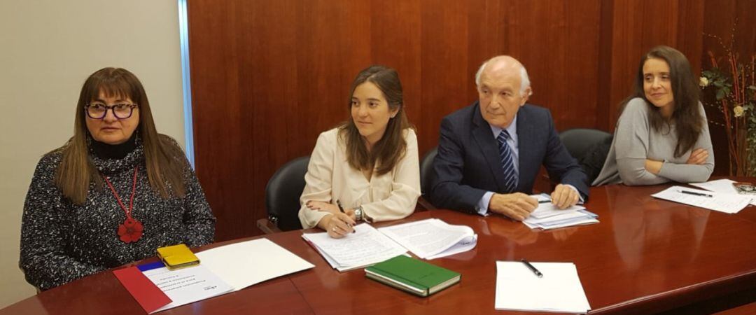 Inés Rey y Antonio Fontenla, en el centro