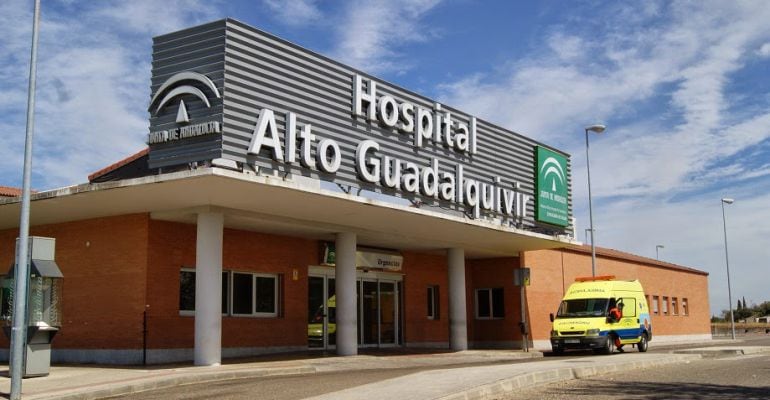 Entrada principal del Hospital &#039;Alto Guadalquivir&#039; de Andújar.