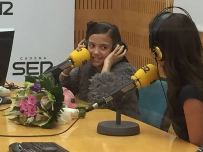 Las nuevas Falleras Mayores visitan Radio Valencia