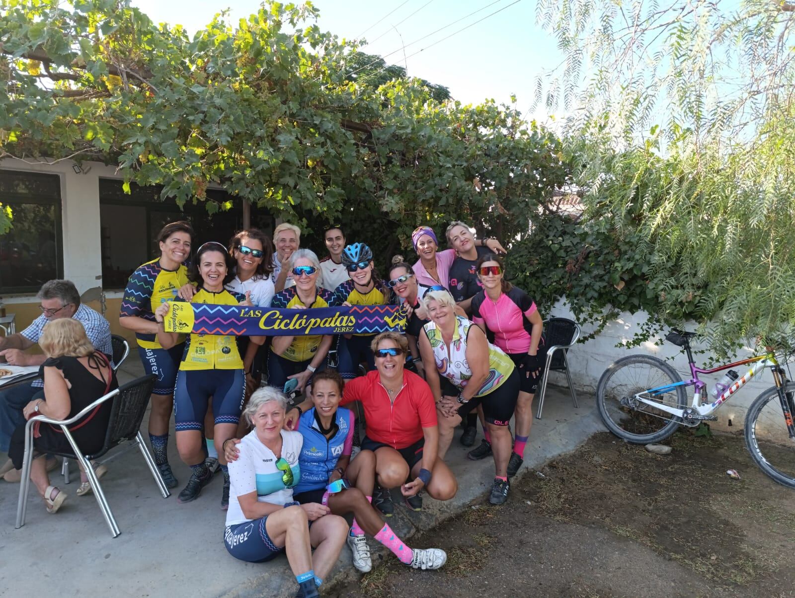 Las Ciclópatas, club de ciclismo femenino en Jerez