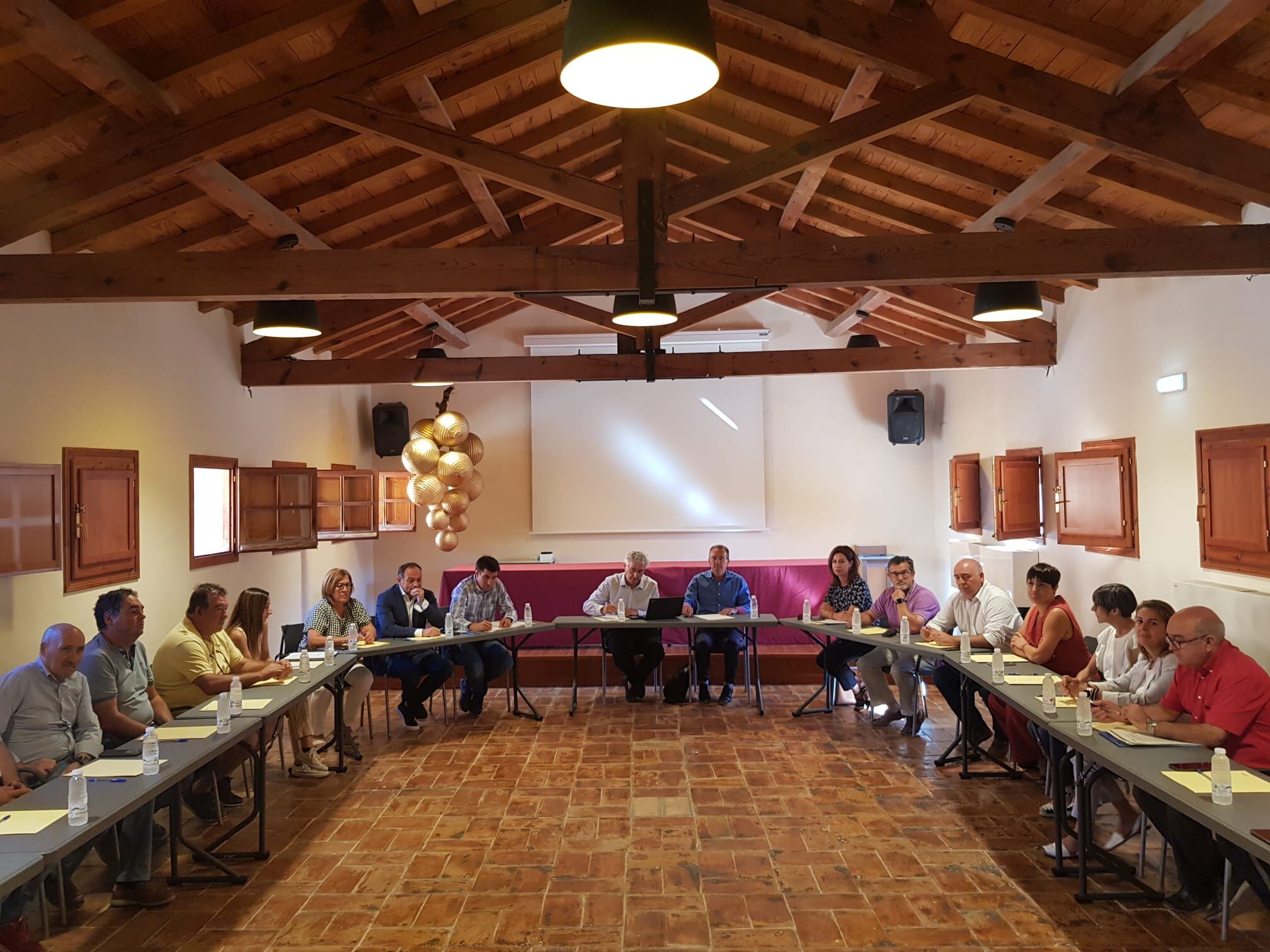 Imagen de la reunión entre alcaldes del Moncayo y Gobierno de Aragón