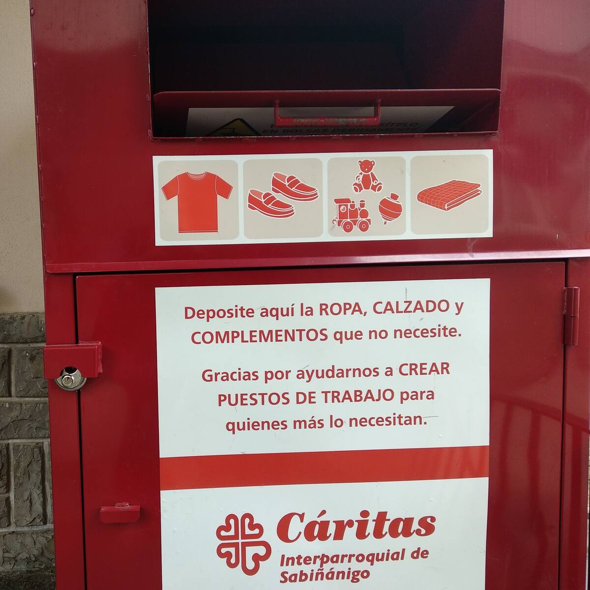 Caritas Sabiñánigo entrega una media de 1.450 kilos de alimentos cada mes