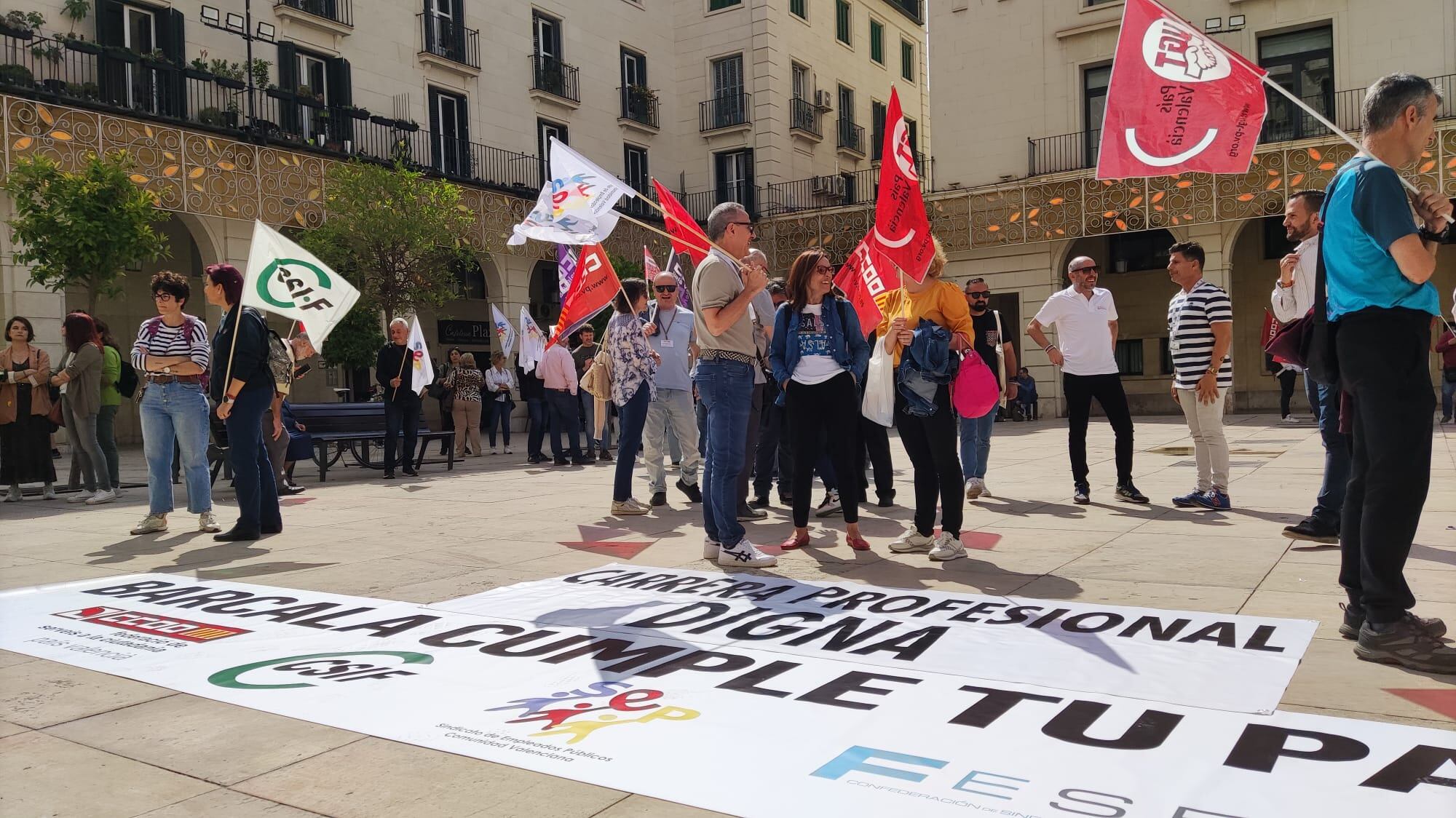 Protestas durante la huelga de funcionarios del Ayuntamiento de Alicante