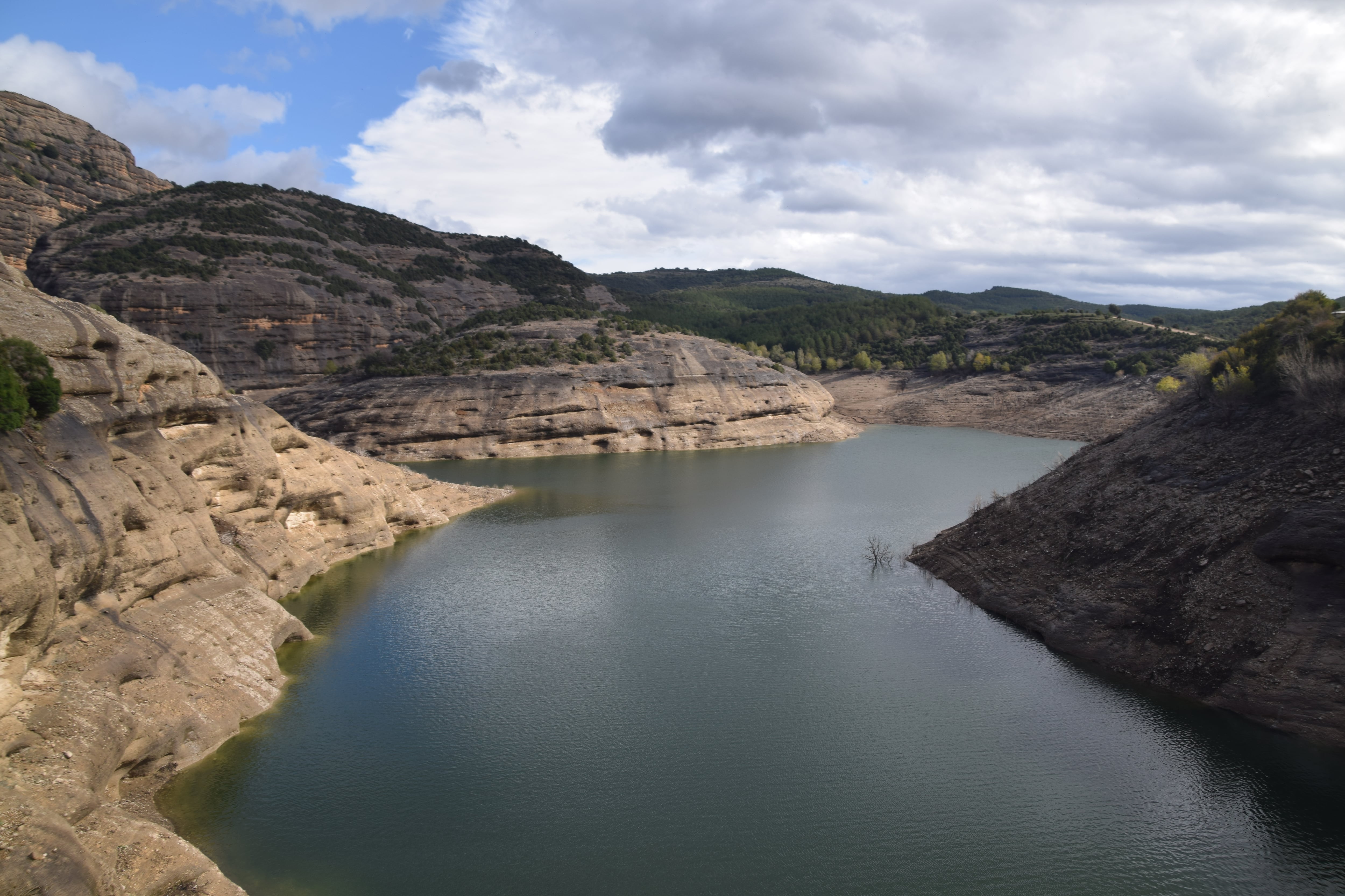 Embalse de Vadiello en Huesca este mes de noviembre