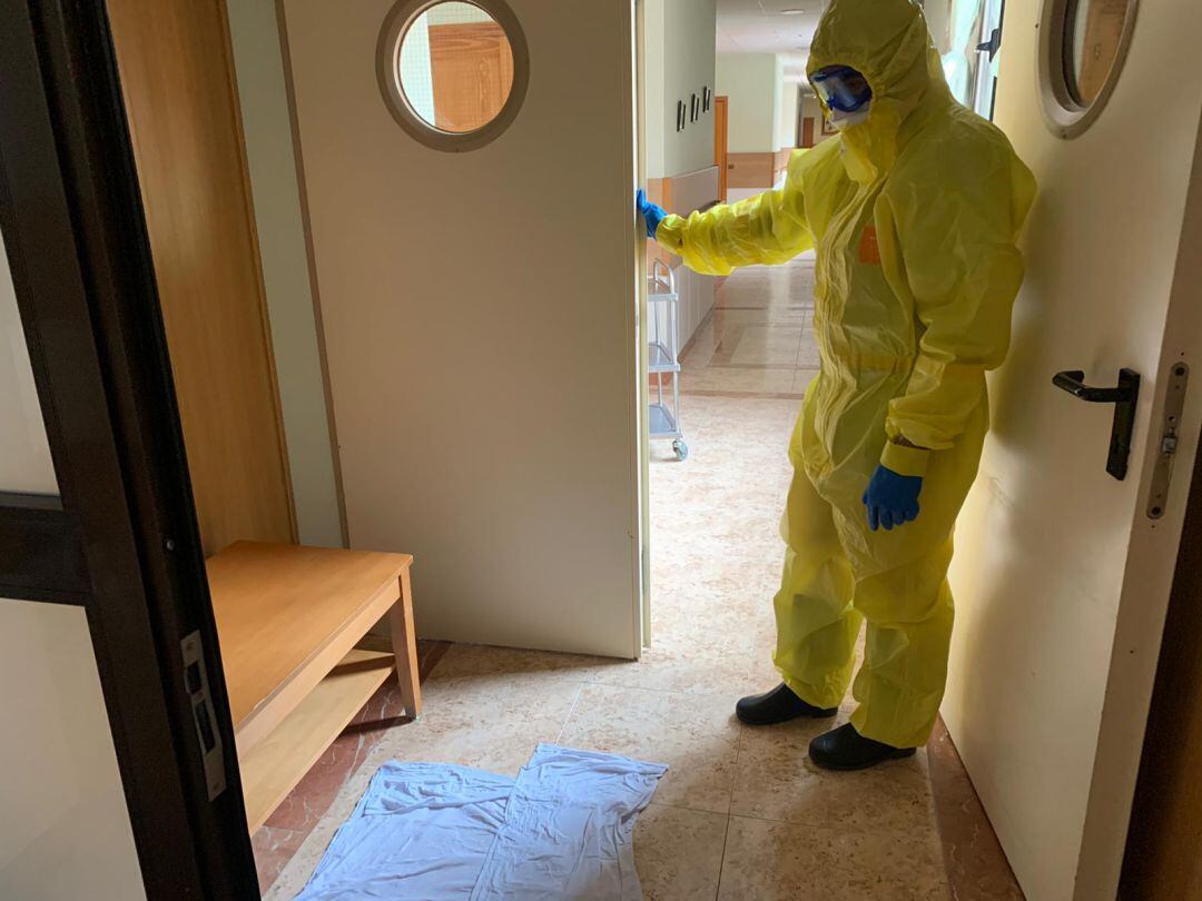 Proceso de desinfección de una residencia en la provincia de Valladolid