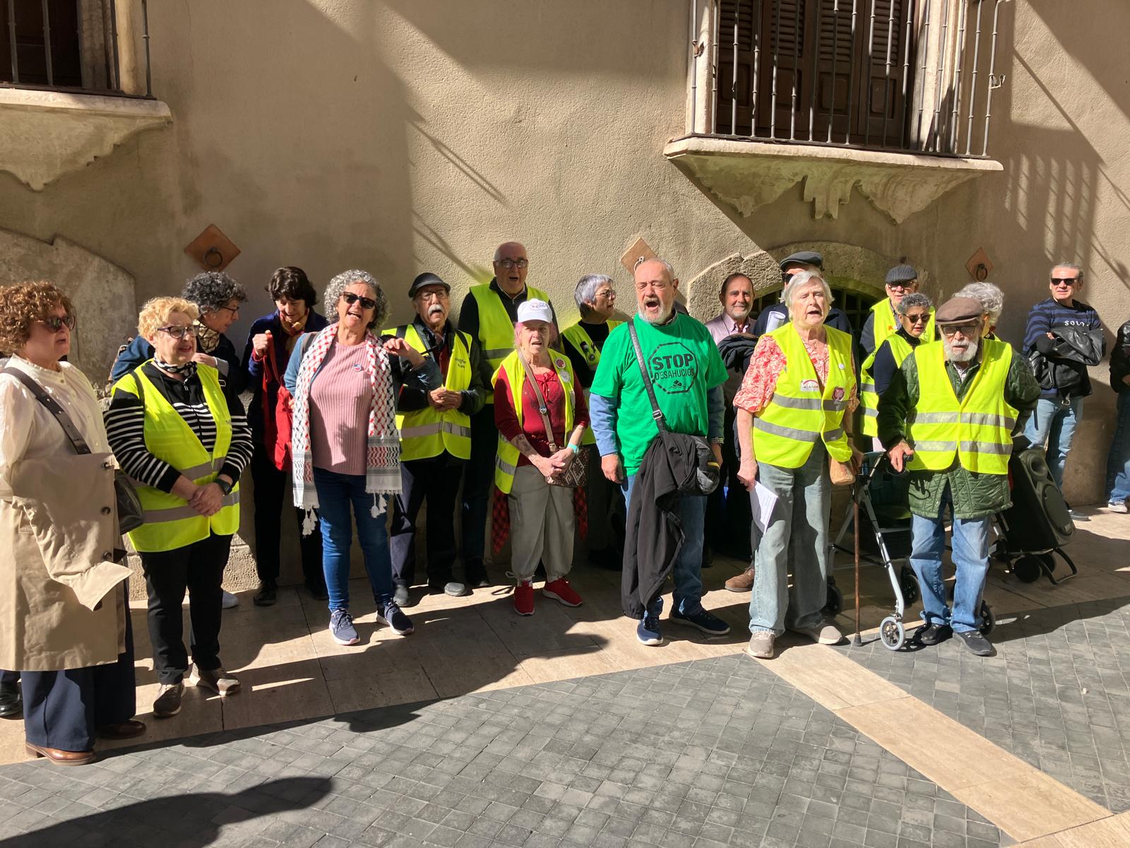 La concentración ha tenido lugar en la Plaza Fontes de Murcia