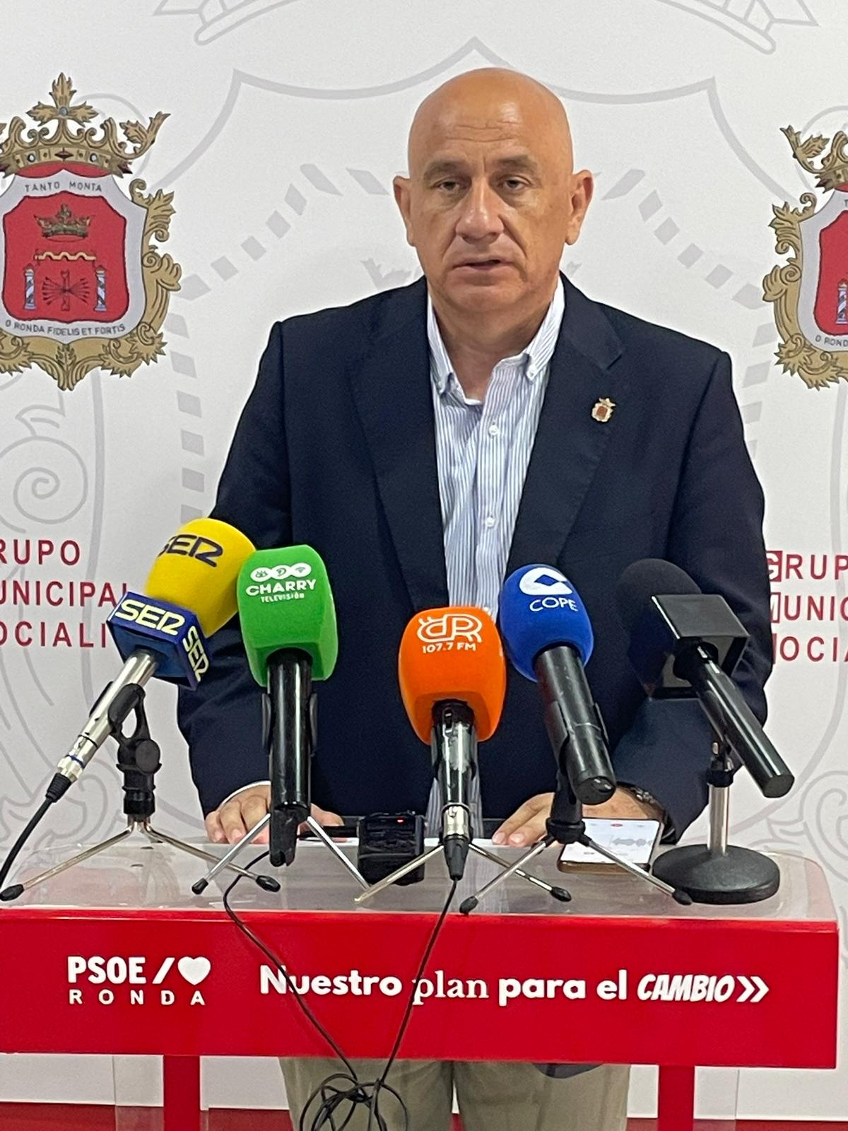 Paco Cañestro, en rueda de prensa
