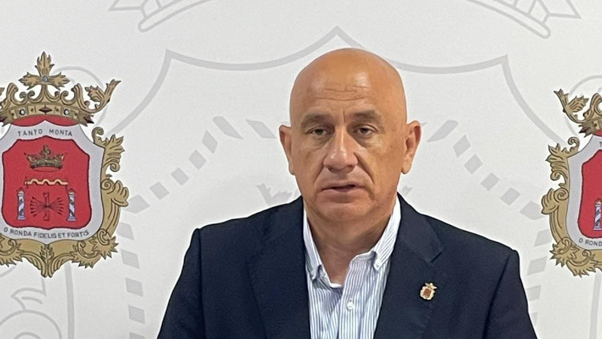 El PSOE de Ronda asegura que la alcaldesa "tiene pie y medio en el banquillo" tras las últimas noticias del Caso Soliarsa