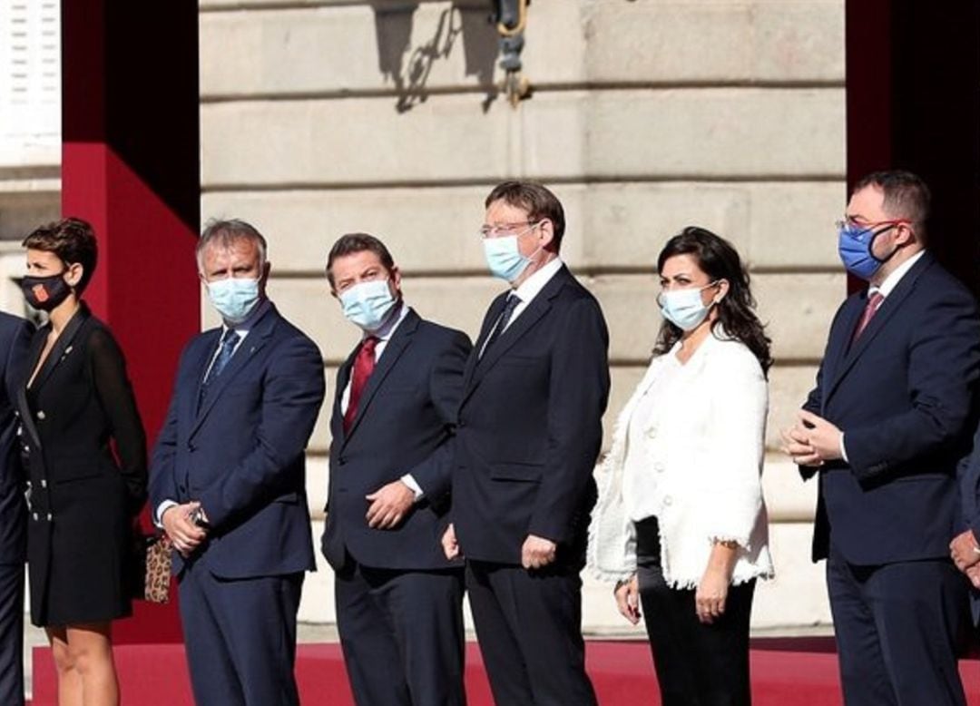 Los presidentes autonómicos de algunas comunidades, juntos en la celebración del 12 de Octubre en Madrid.