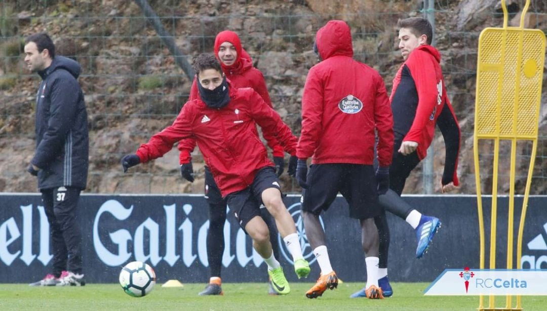 Emre Mor en el entrenamiento del Celta