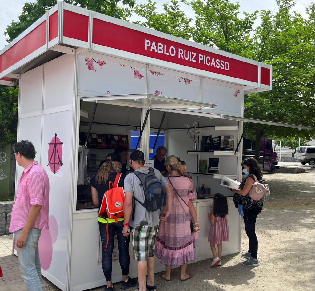 Del 19 al 21 de mayo, el Parque El Mirador acogerá las diferentes casetas de asociaciones, bibliotecas y autores, así como actividades enfocadas en la poesía y la literatura