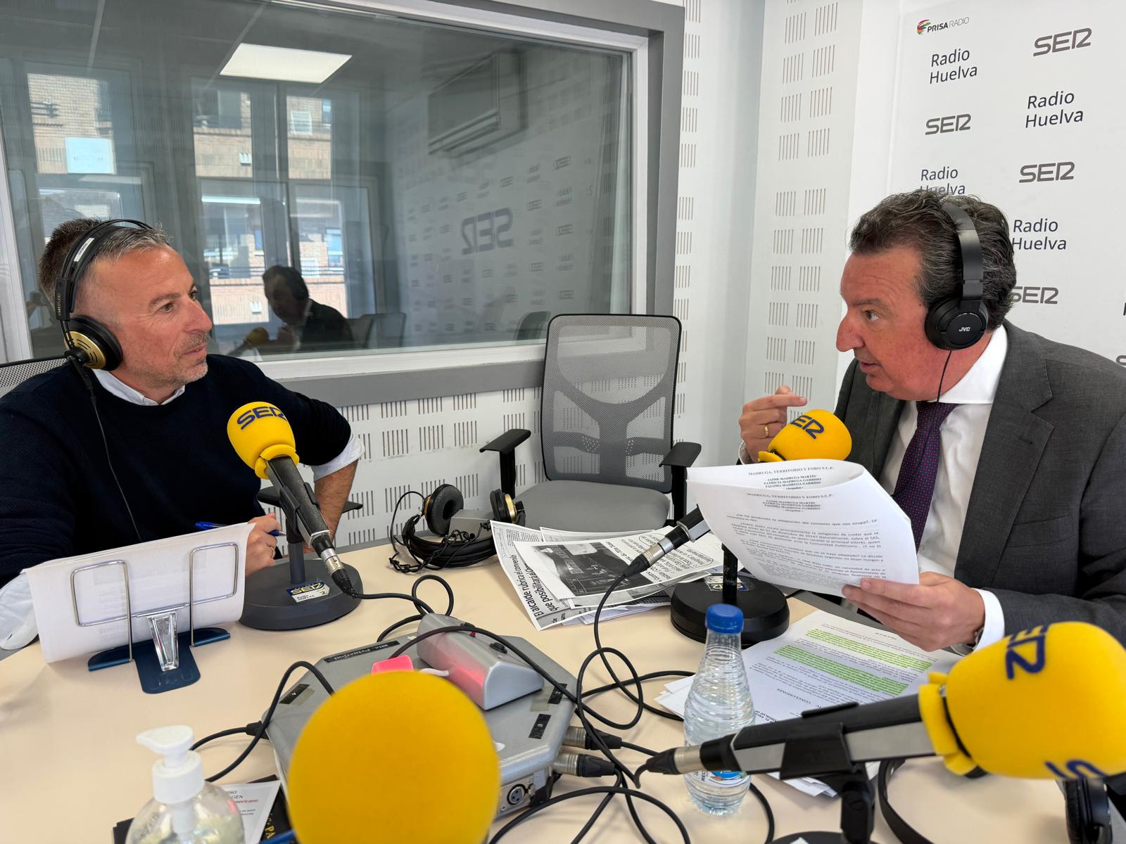 Manuel Andrés González en el Hoy por Hoy de Huelva