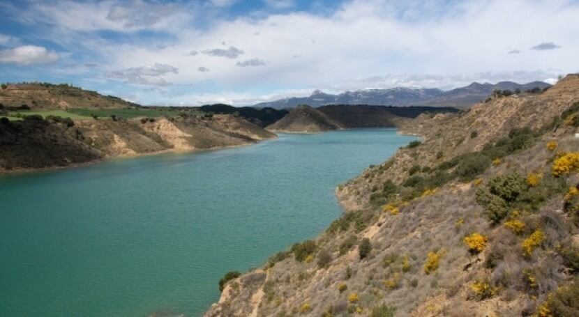 Embalse de Montearagón