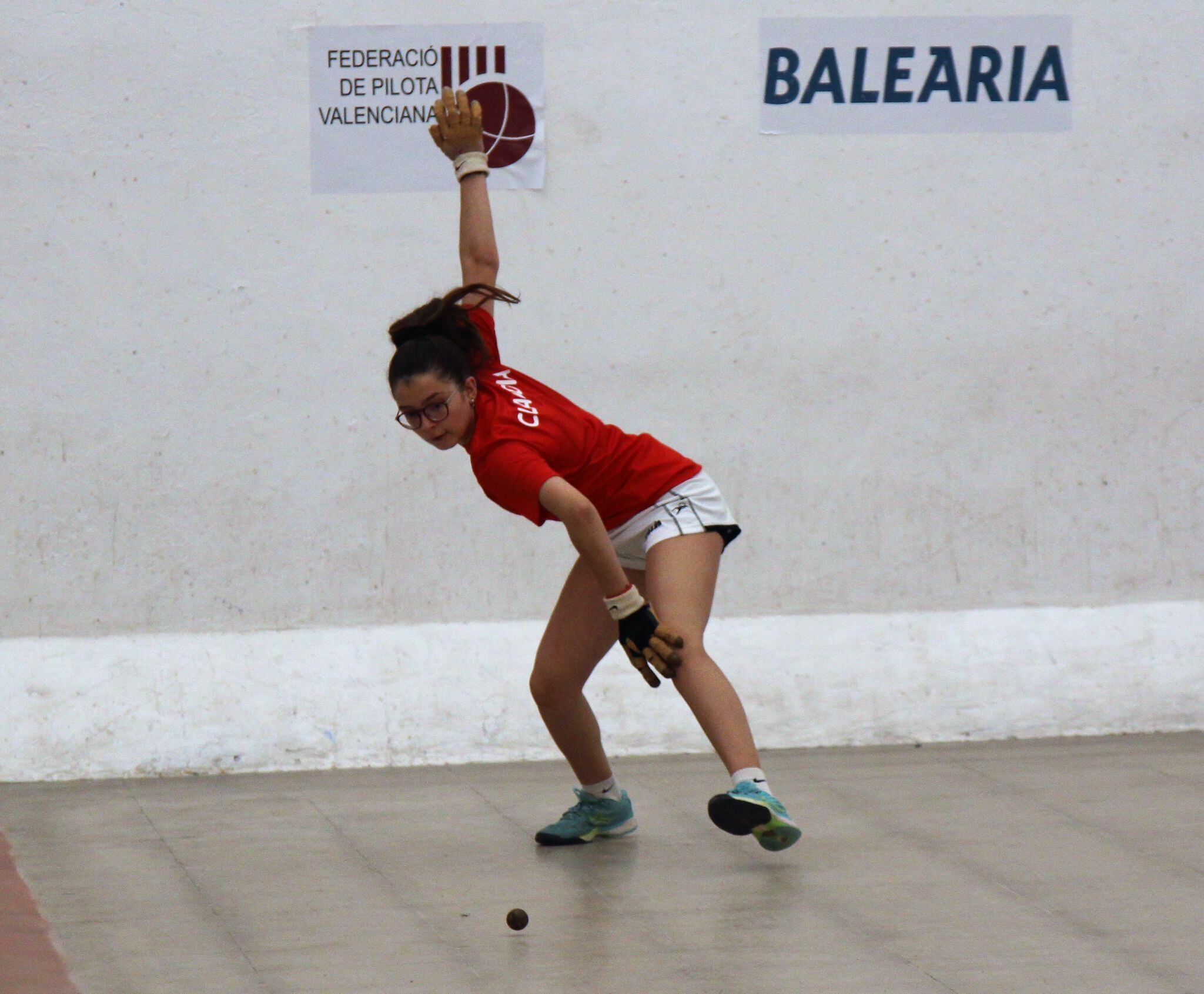 Judit durante una partida de raspall