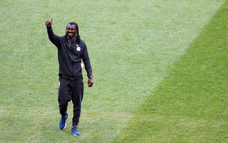 Aliou Cissé, durante un entrenamiento este lunes