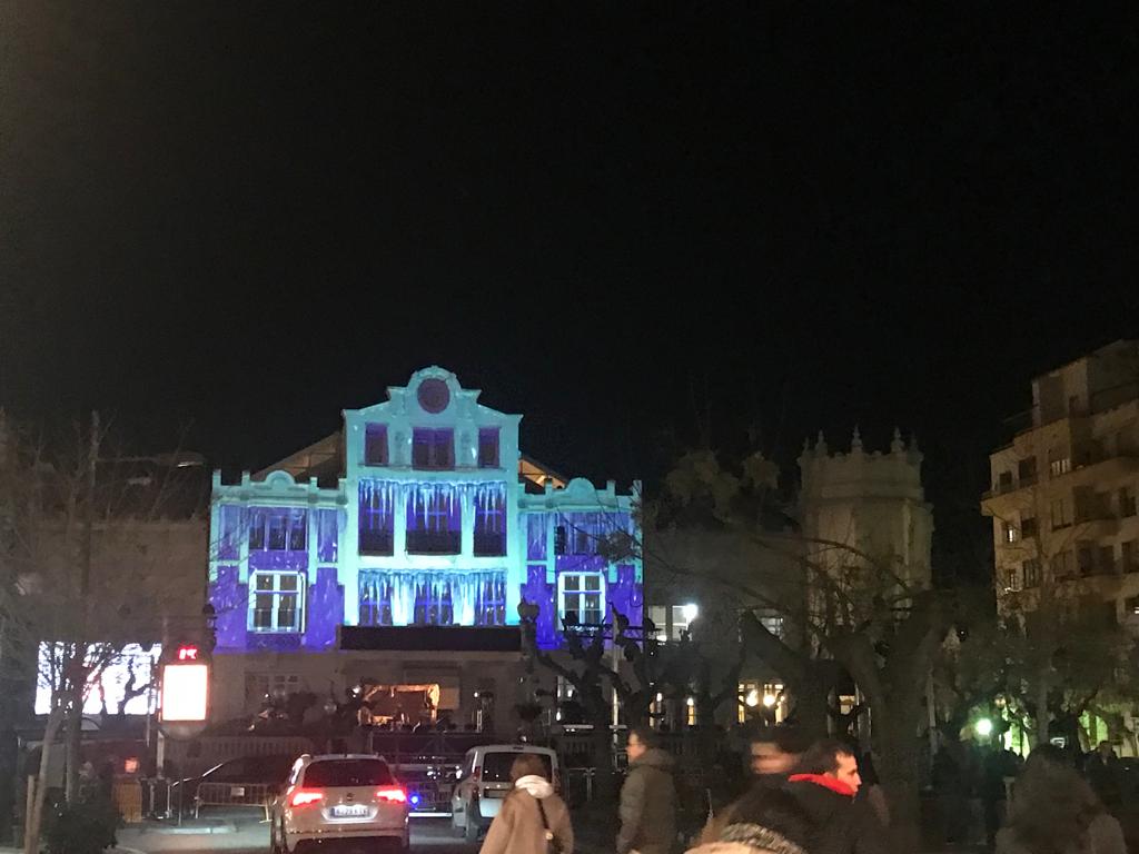 Ensayo ayer del espectáculo de la Cabalgata, con el videomaping en el Casino