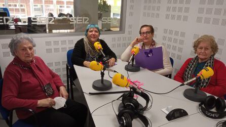 María Trujillo, Pilar Sierra, Paquita Aldavero y María Caballero