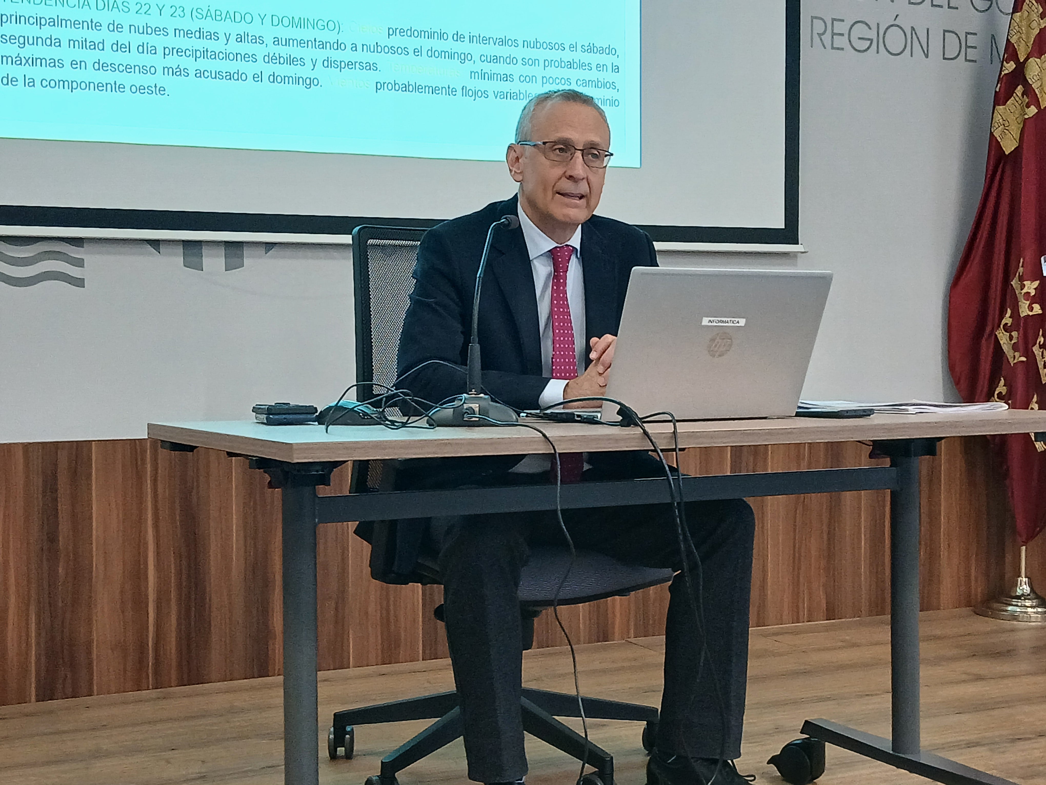 Palenzuela, delegado territorial de AEMET: "Las lluvias hasta el momento han descargado en el mar"