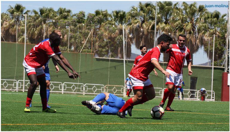 Un momento del partido.