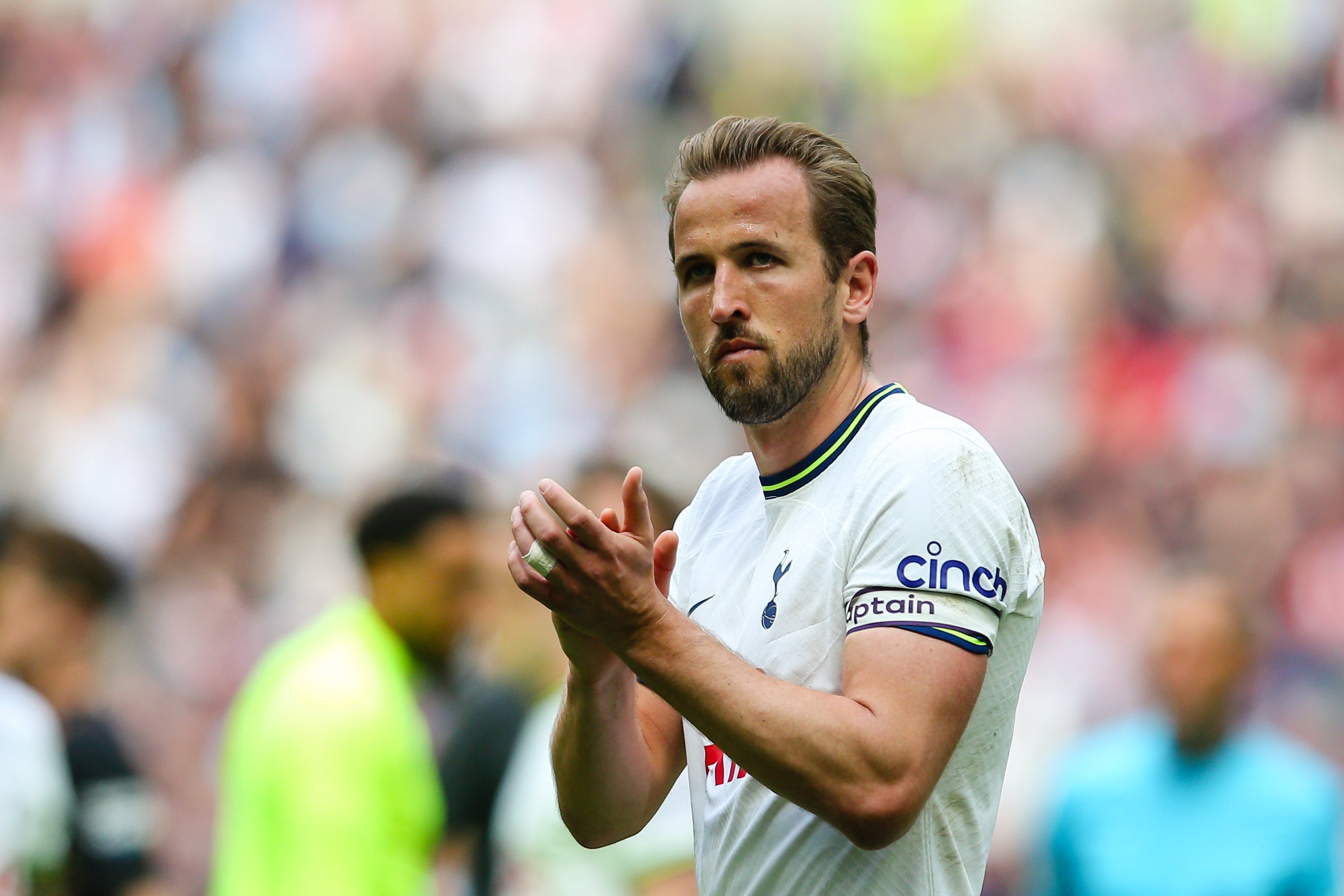 Harry Kane durante un partido contra el Brentford de la Premier League.