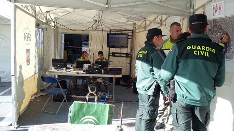 Puesto de mando del servicio de emergencias 112 Andalucía desde donde se coordina el operativo de búsqueda de un anciano desaparecido en Granada
