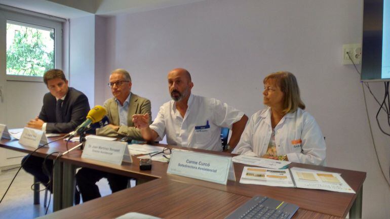 L'equip directiu del SAAS presentant la memòria assistencial del 2017