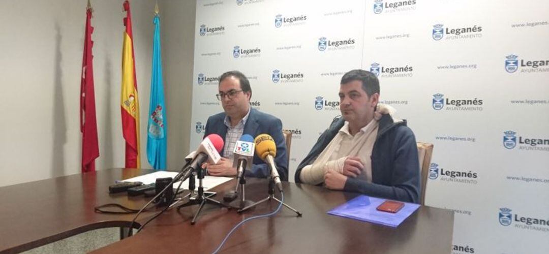 El alcalde de Leganés y el director general, en rueda de prensa