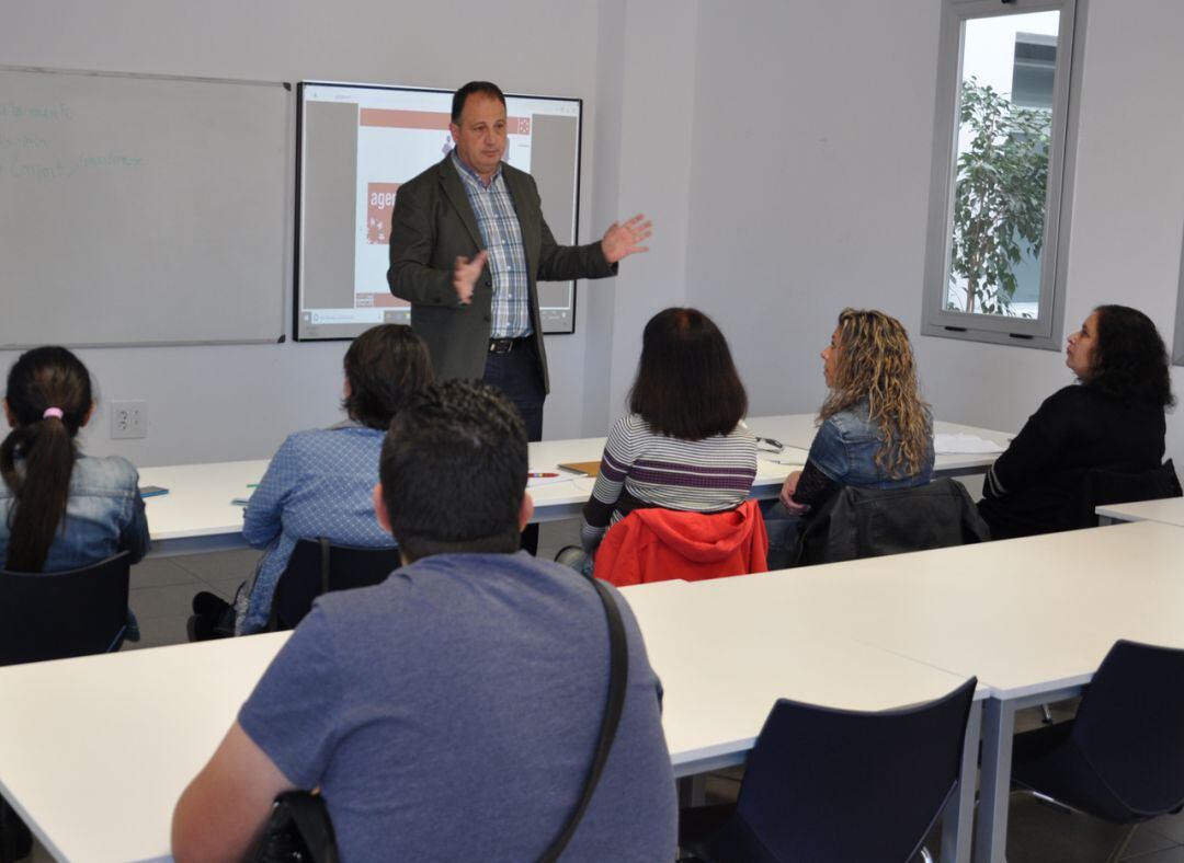 El diputado de promoción económica, Salvador Aguilella