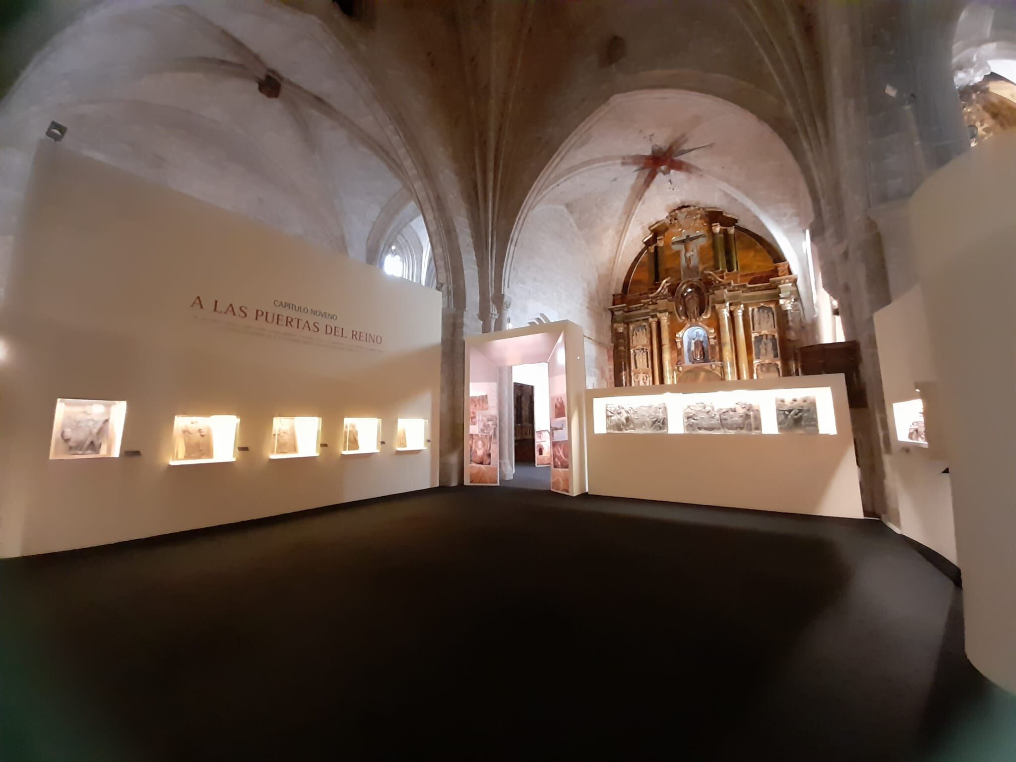 Interior del Museo Sacro de Aranda en la iglesia de San Juan