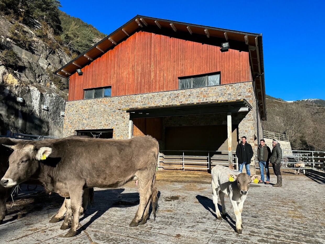 Un instant de l'acte d'ACO + DA + Independents + SDP a Ordino.
