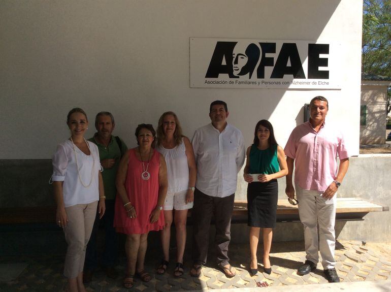 Entrega de la ayuda a AFAE