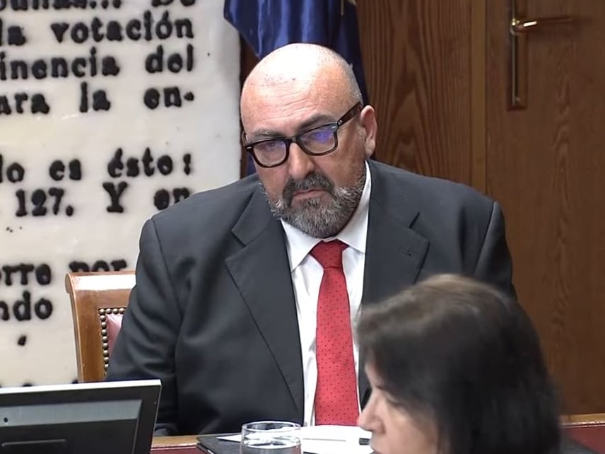 Koldo García Izaguirre, exasesor del exministro José Luis Ábalos, en la comisión de investigación sobre los contratos en la pandemia en el Senado.