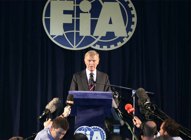 Max Mosley, presidente de la Federación Internacional de Automovilismo