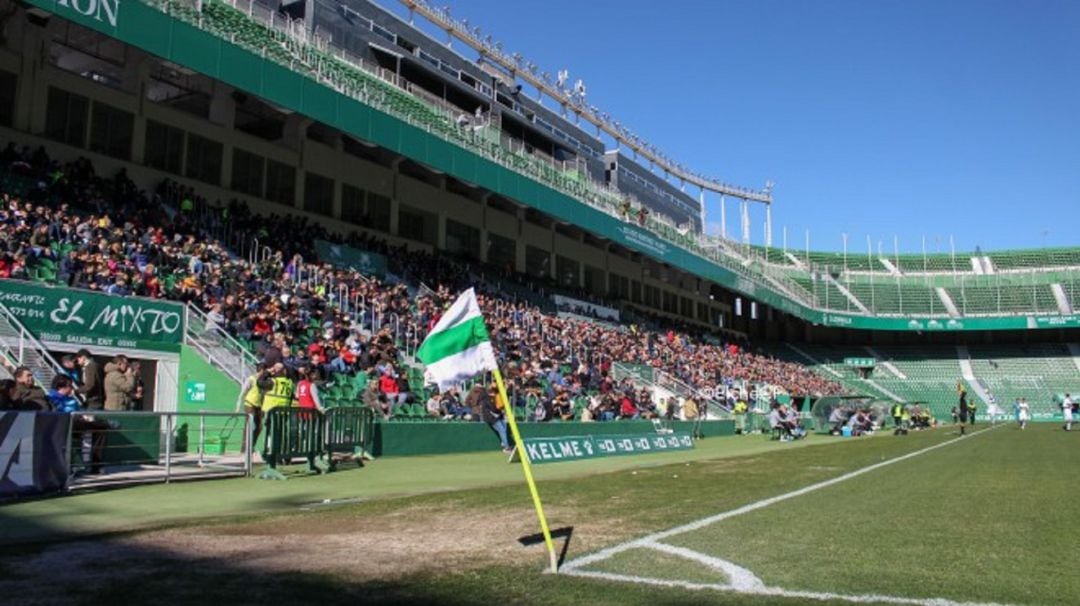 Imagen de la Tribuna del Martínez Valero en el Elche-Zenit