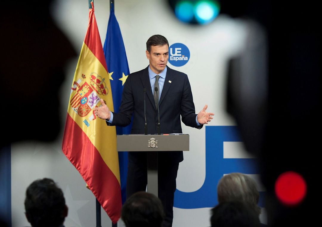 El presidente del Gobierno español, Pedro Sánchez, durante su comparecencia ante los periodistas tras la reunión del Consejo Europeo que avaló el acuerdo entre la Unión Europea y el Reino Unido