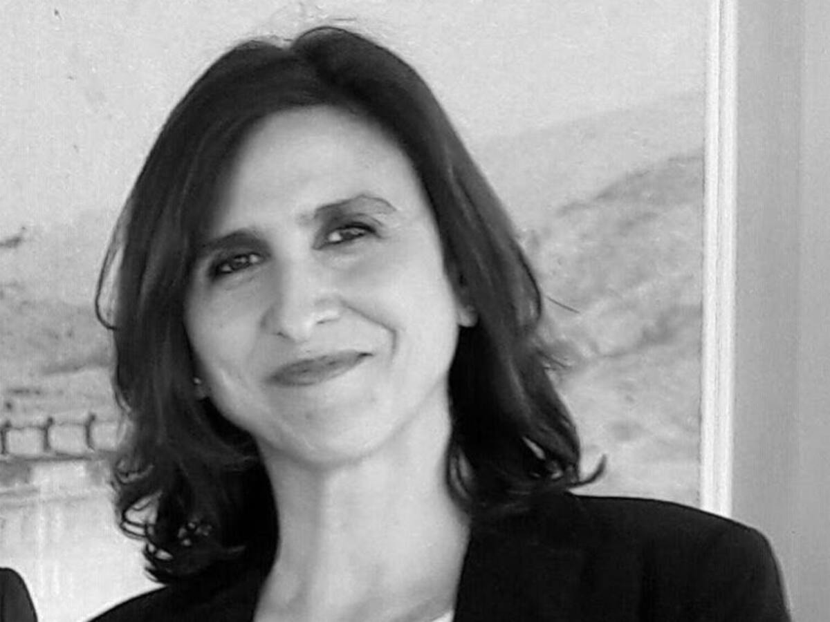 Firma Rosario Pérez, "Propósitos de Año Nuevo"