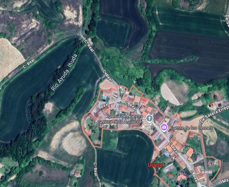 El río Ayuda a su paso por Urarte